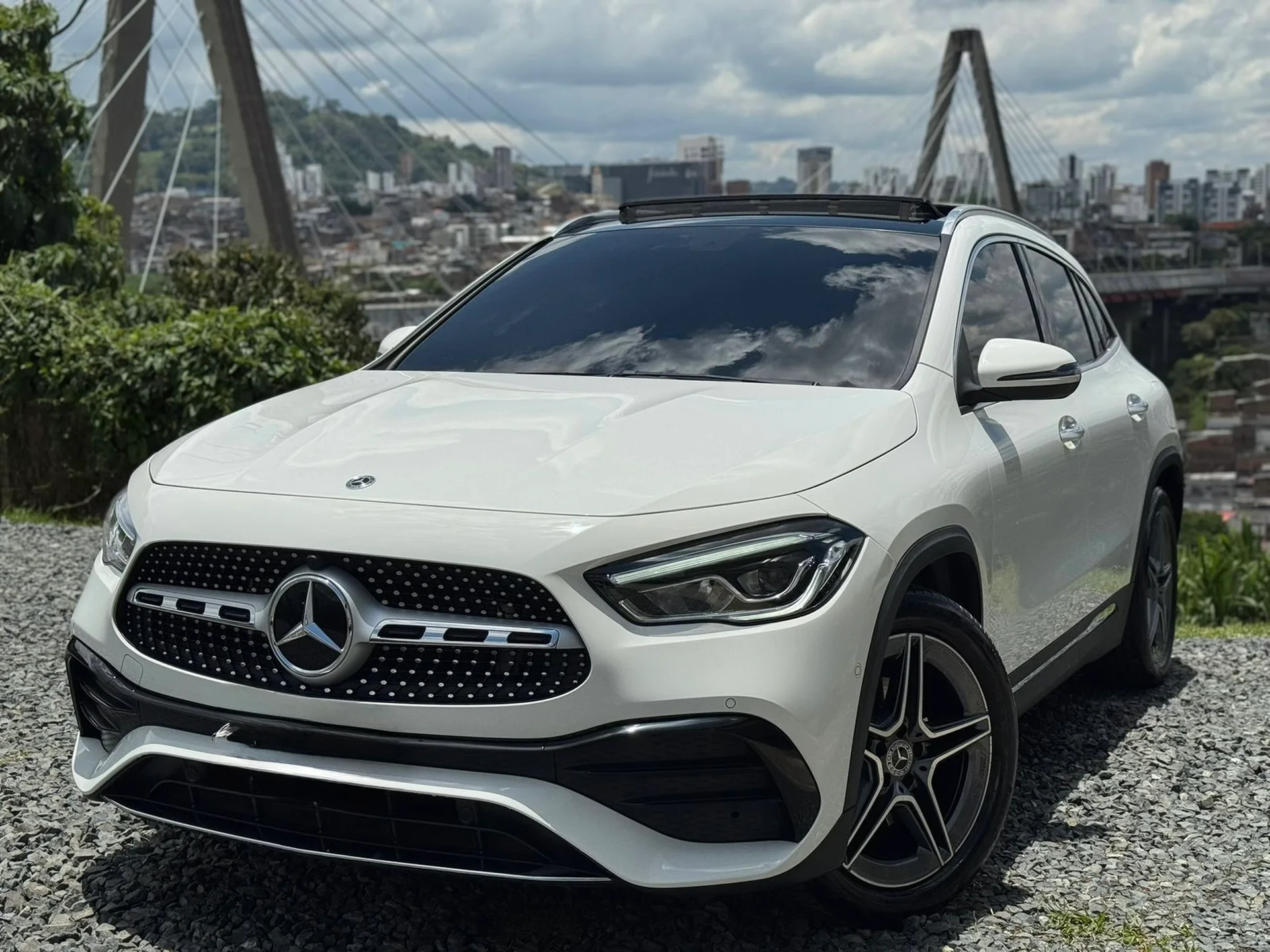 Mercedes GLA 200 AMG LINE