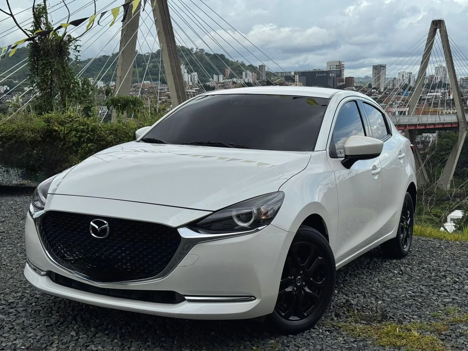Mazda 2 Sedan / Grand Touring LX