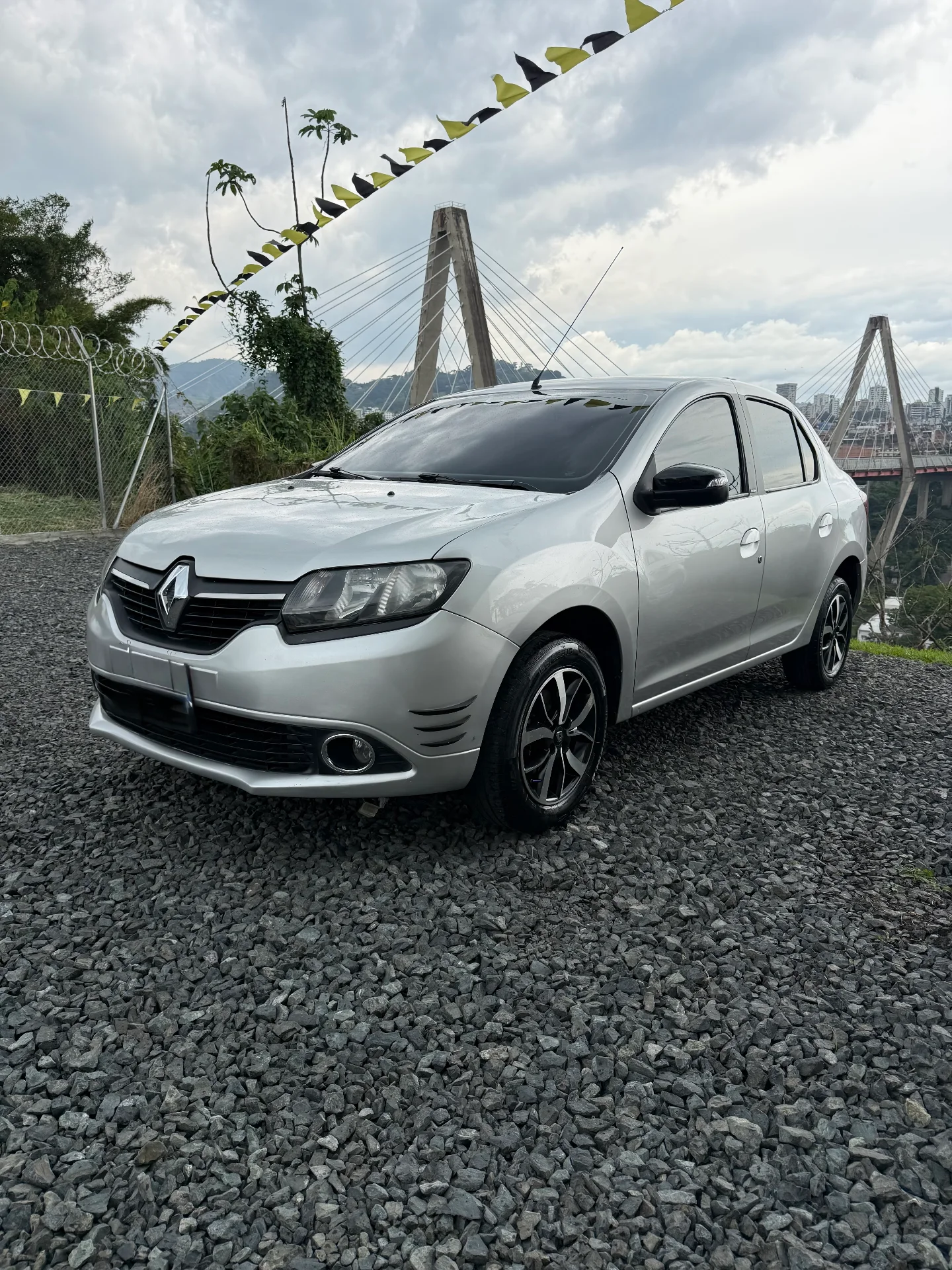 Renault Logan / Intens