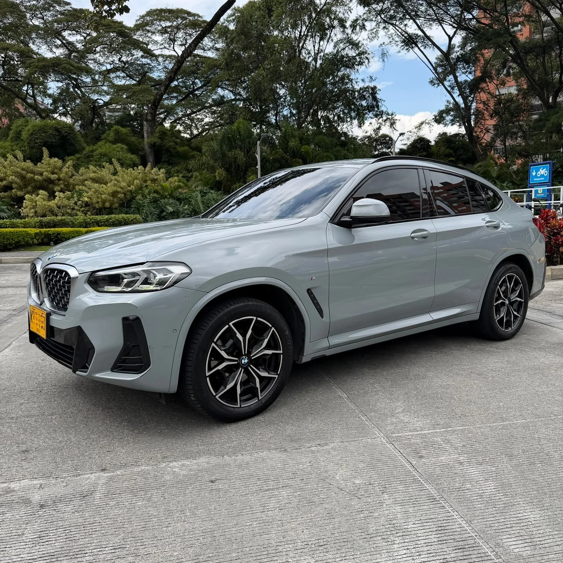 BMW X4 / X Drive 3D